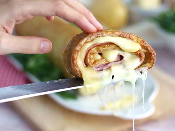 Zemiaková rolka so syrom Savoy Raclette a šunkou - Príprava krok 6