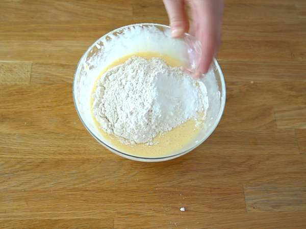 Mascarpone koláč (vlhký a chutný) - Príprava krok 2