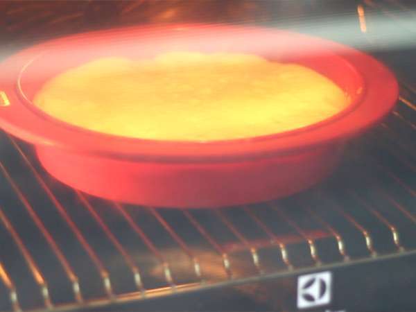 Rýchly a jednoduchý marhuľový koláč - Príprava krok 6