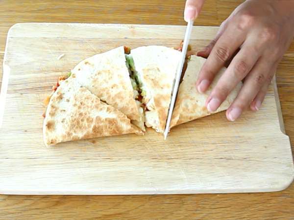 Quesadillas s kuracím mäsom a avokádom - Príprava krok 6