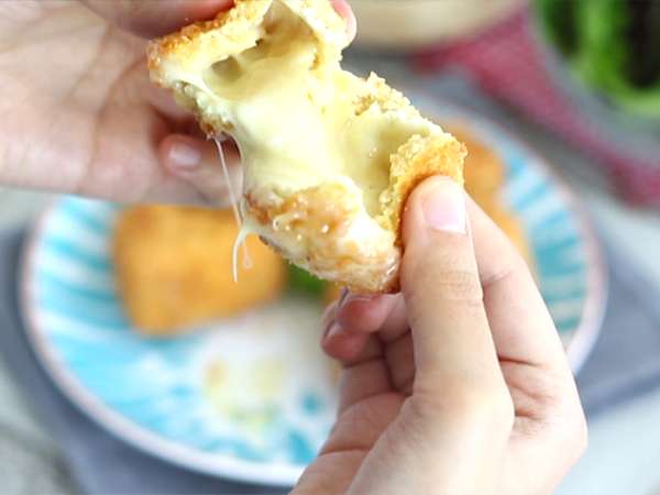 Chlebový camembert, topiaci sa a chrumkavý - Príprava krok 6