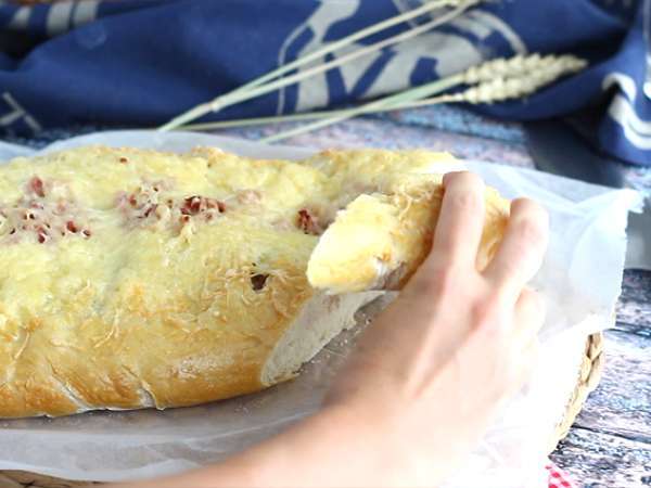 Fougasse so slaninou a cibuľou - Príprava krok 11