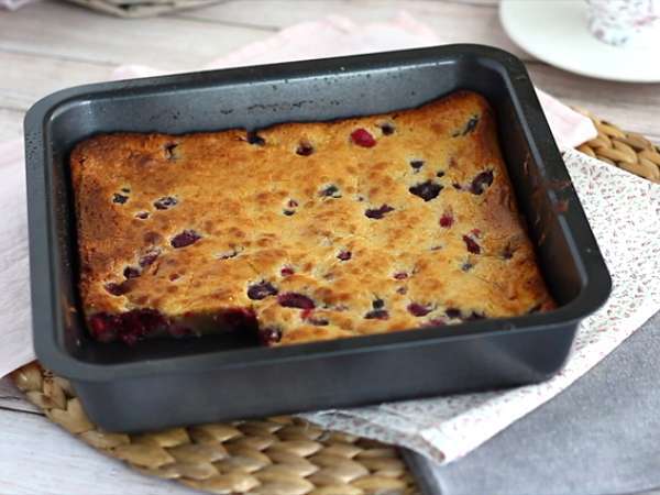 Brownie s bielou čokoládou a červeným ovocím (Blondie) - Príprava krok 5