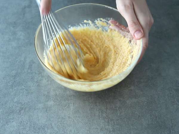 Hruškový frangipane v jednotlivých porciách - Príprava krok 2