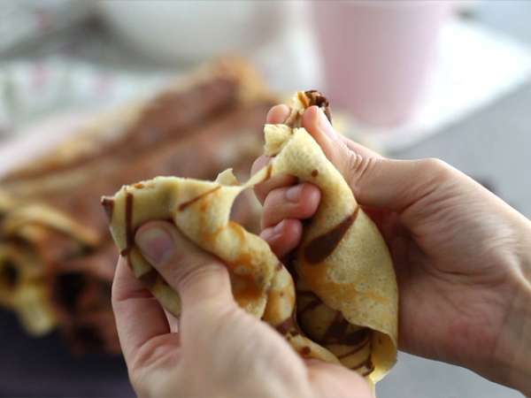 Vanilkové a čokoládové mramorované palacinky - Príprava krok 6