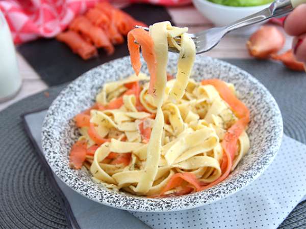 Tagliatelle s údeným lososom a kôprom - Príprava krok 5