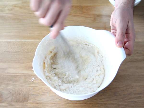 Jednoduchý recept na obyčajné, nadýchané madeleines - Príprava krok 1
