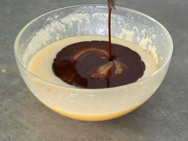 Brownie so zvyškami veľkonočných čokolád - Príprava krok 2