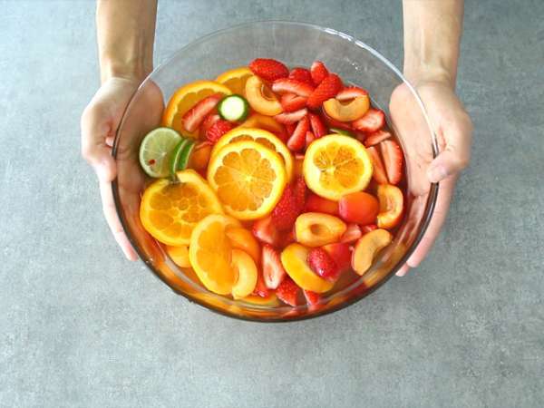 Sangria s bielym vínom - White Sangria - Príprava krok 3