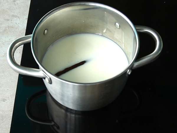 Ryžový puding so slaným maslovým karamelom - Príprava krok 1