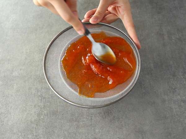 Vanilková panna cotta s marhuľovým coulis - Príprava krok 4