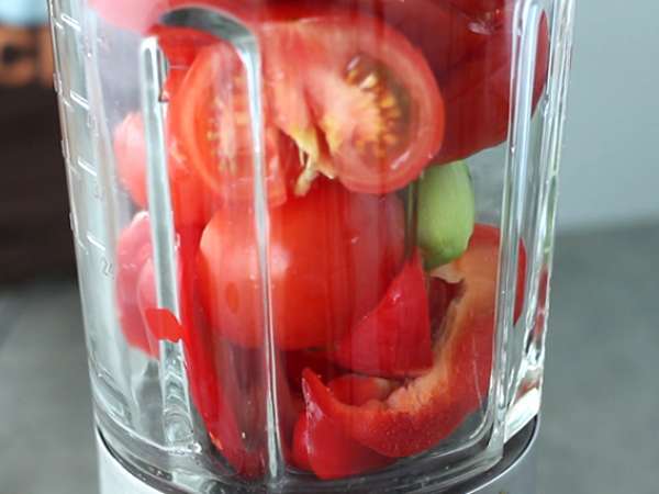 Čerstvé a jednoduché gazpacho - Príprava krok 1