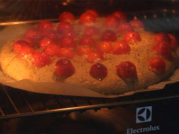 Focaccia s cherry paradajkami - Príprava krok 5