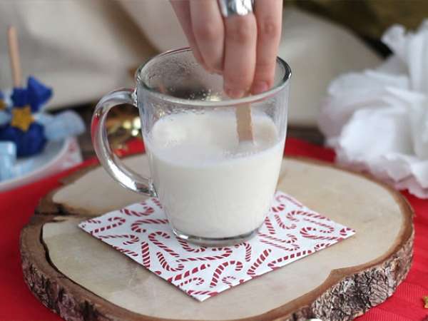 Horké čokoládové lízanky: biela čokoláda + speculoos - Príprava krok 5