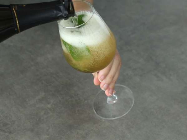 Kráľovské šampanské mojito - Príprava krok 2
