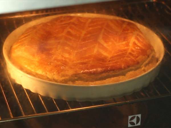 Frangipane malinová pistáciová galette des rois - Príprava krok 7