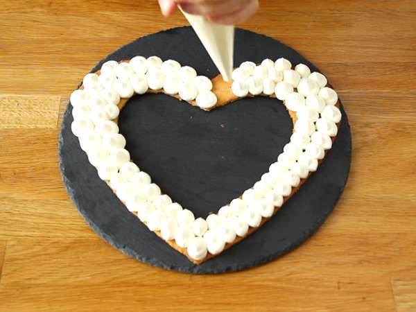 Srdcový koláč au Kinder - Kinder srdcový koláč na Valentína - Príprava krok 8