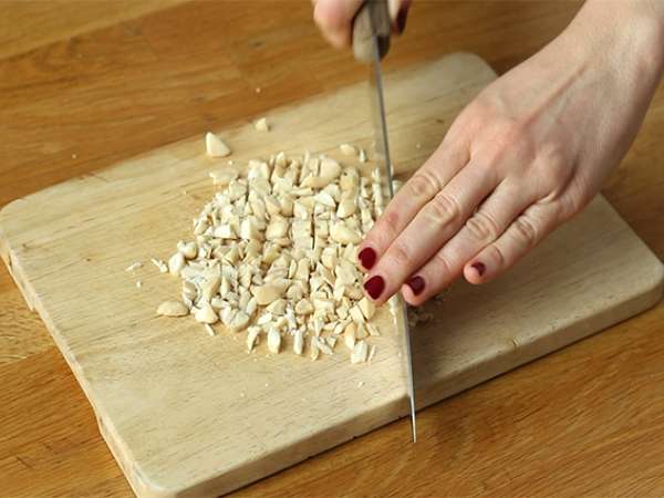 Jednoduché a mimoriadne chrumkavé cereálne tyčinky - Príprava krok 1