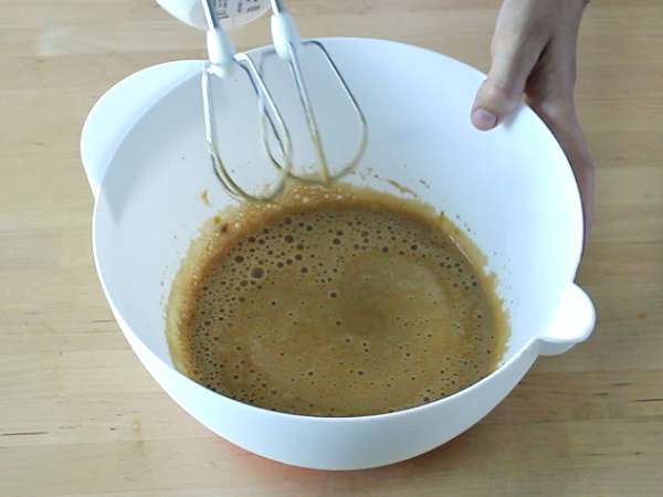 Mrkvový piškótový koláč s tvarohovou náplňou - Príprava krok 3