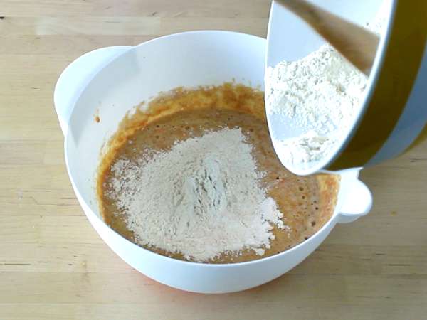 Mrkvový piškótový koláč s tvarohovou náplňou - Príprava krok 4