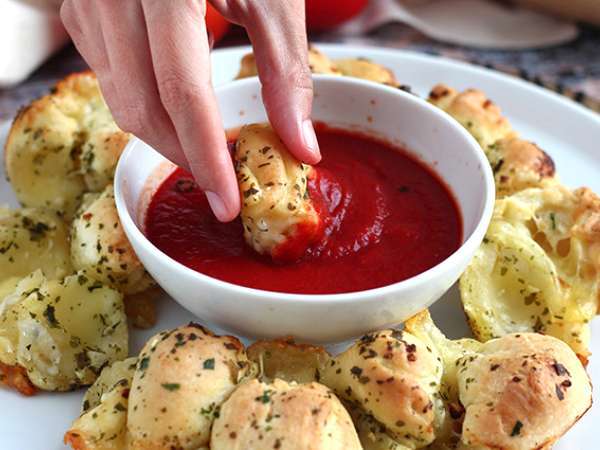 Pizza plnená mozzarellou - Príprava krok 6