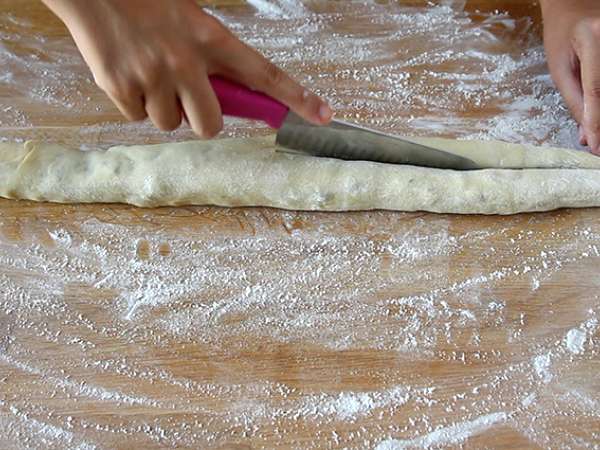 Brioška Babka s čokoládou a lieskovými orieškami - Príprava krok 6