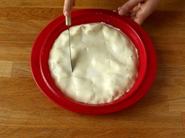 Špenátový, ricottový a vaječný koláč - talianska Torta Pasqualina - Príprava krok 7