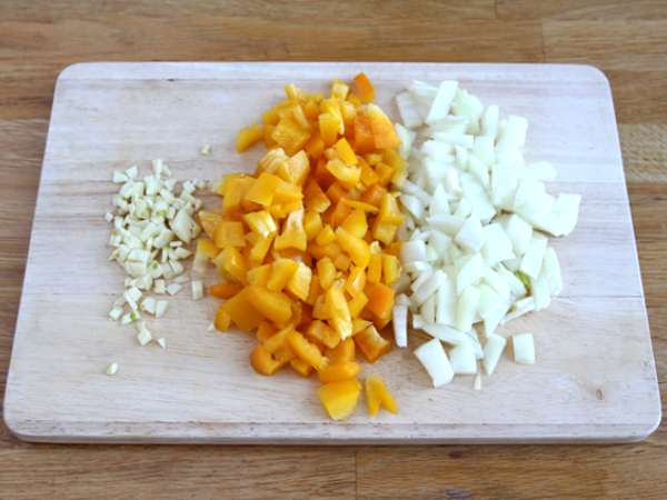 Vegetariánske fajitas s textúrovaným sójovým proteínom - Príprava krok 2