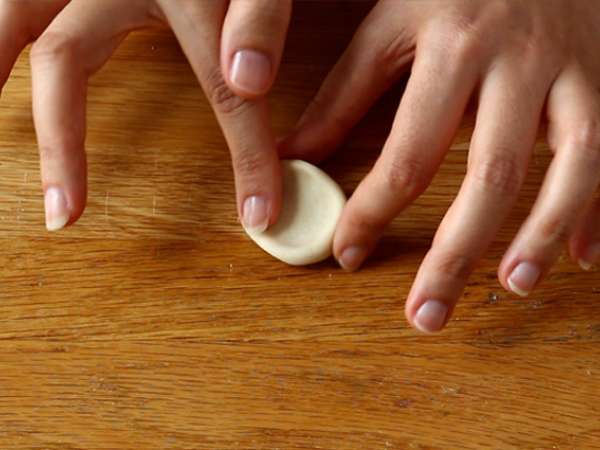Gyozas s kuracím mäsom, mrkvou a hubami - Príprava krok 6