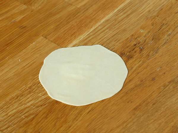 Gyozas s kuracím mäsom, mrkvou a hubami - Príprava krok 7