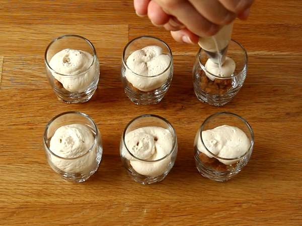 Poháriky s penou Speculoos - Príprava krok 4