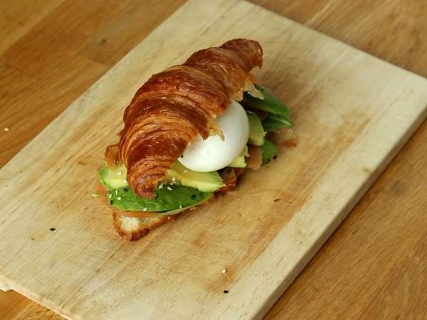 Sendvič s croissantom na desiatu - Príprava krok 5