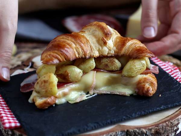 Raclette croissant sendvič na chutnú desiatu! - Príprava krok 5