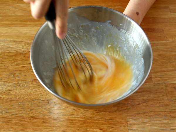 Musíte vyskúšať mramorované Madeleines! - Príprava krok 1