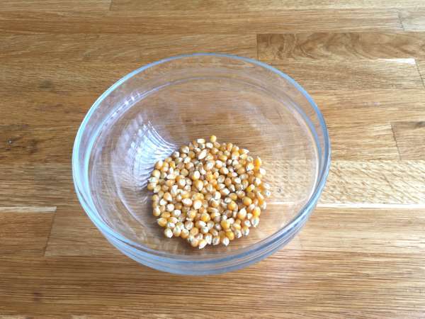 Popcorn do mikrovlnnej rúry bez oleja - Príprava krok 1