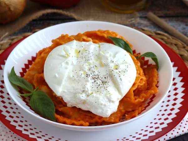 Pesto na kalábrijský spôsob s krémovým syrom burrata - Príprava krok 8
