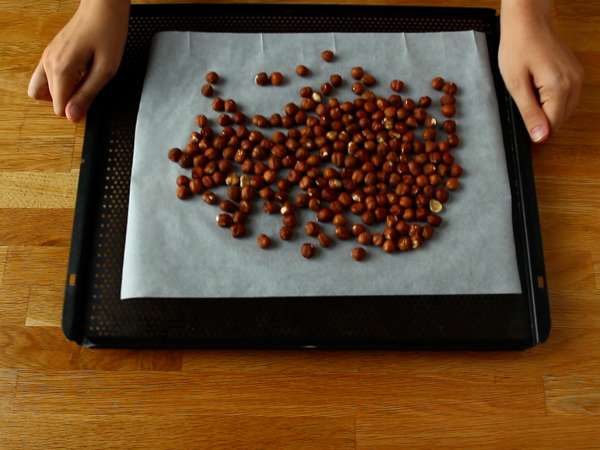 Domáca gianduja, veľmi jednoduchý taliansky recept, ktorý je ideálny ku káve! - Príprava krok 1