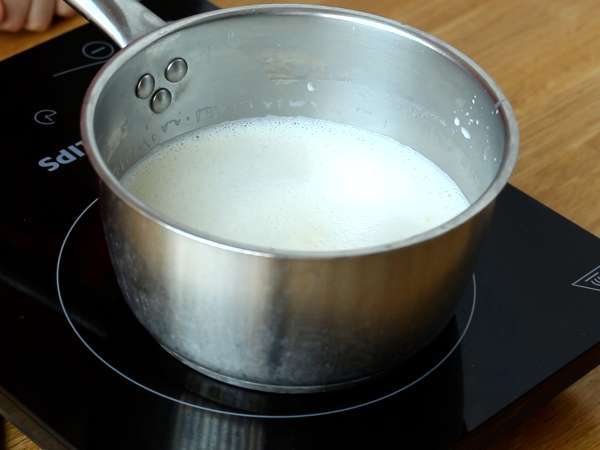 Pistáciová panna cotta, jednoduchý recept, ktorý všetci milujú! - Príprava krok 2