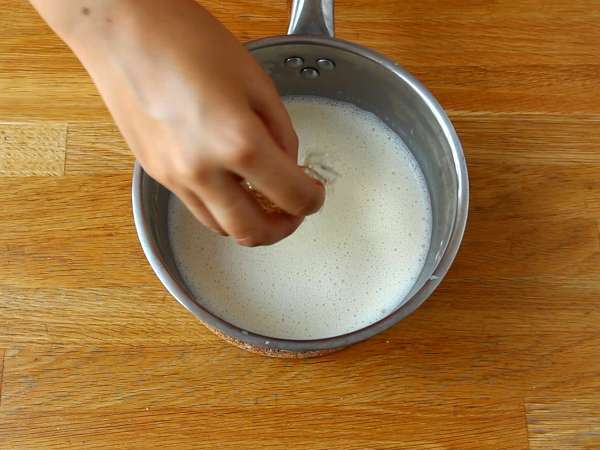 Pistáciová panna cotta, jednoduchý recept, ktorý všetci milujú! - Príprava krok 3