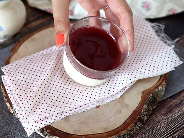 Panna cotta s bobuľovým coulis - Príprava krok 6