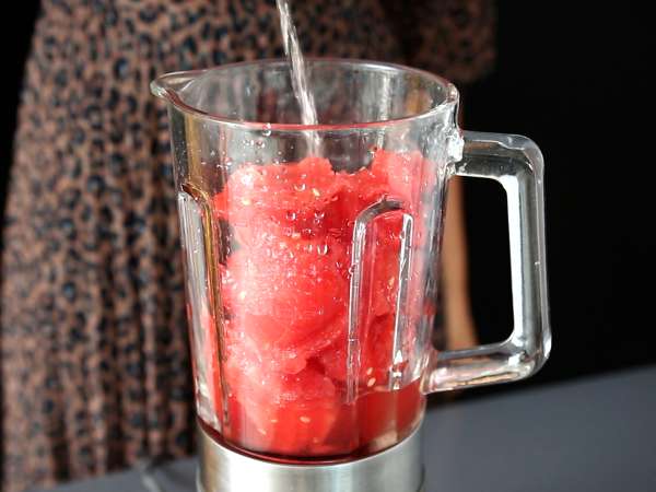 Melónové frosé: super osviežujúci koktail granita s rosé! - Príprava krok 3