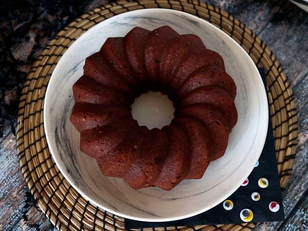 Halloween Bundt torta, lahodný čokoládový koláč - Príprava krok 6
