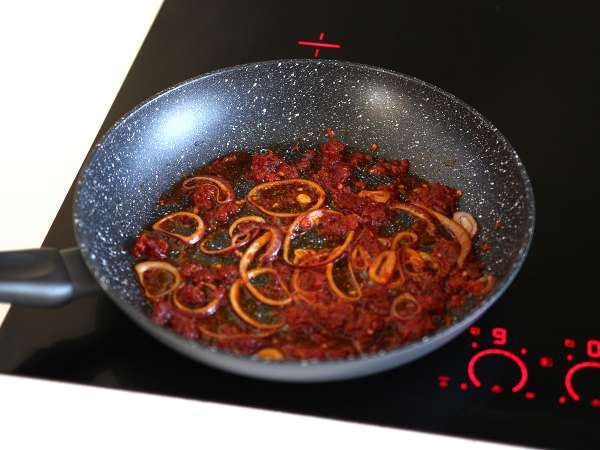 Cestoviny s 'Nduja, ľahko pripraviteľné kalábrijské cestovinové jedlo - Príprava krok 3
