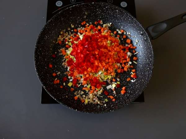 Nasi goreng, indonézske ryžové jedlo - Príprava krok 4