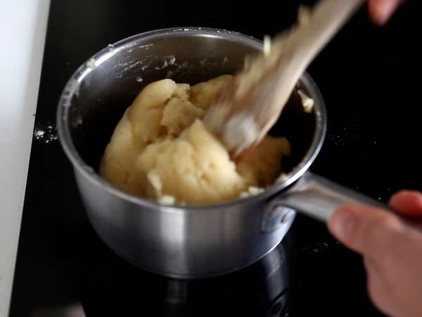Pečené churros v tvare misky na štedrú polevu - Príprava krok 2