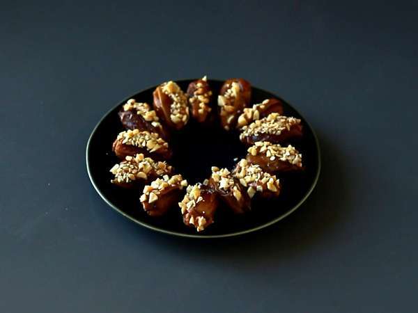 Domáce Snickers: datle, arašidy a čokoláda - zdravé občerstvenie bez pridaného cukru - Príprava krok 4