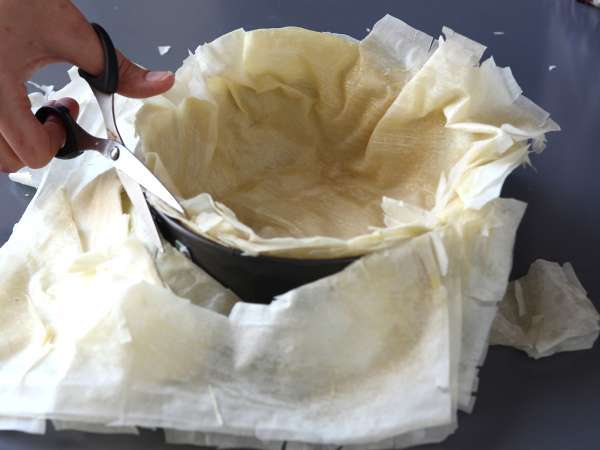 Tvarohový koláč na spôsob baklavy s pistáciami, chrumkavý a topiaci sa - Príprava krok 2