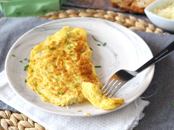 Syrová omeleta, expresný recept pripravený za 5 minút! - Príprava krok 6