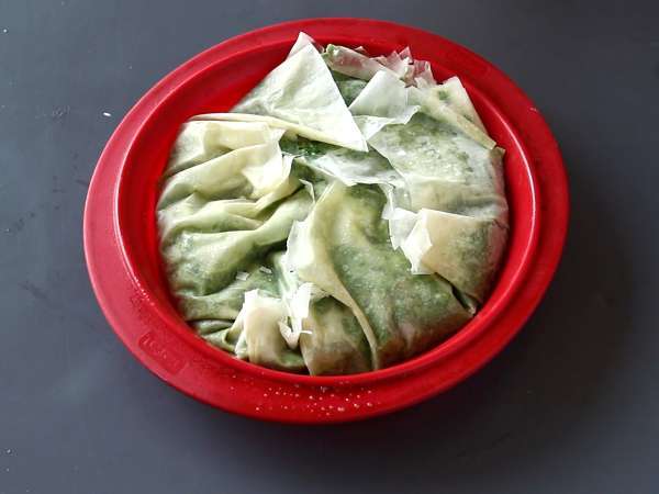 Spanakopita, veľmi jednoduchý grécky koláč so špenátom a syrom feta - Príprava krok 7