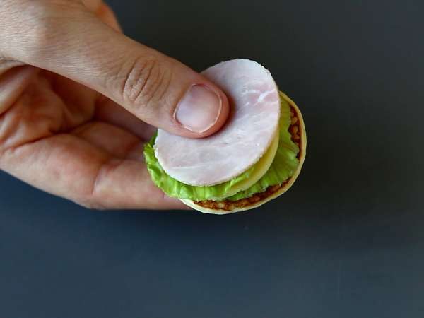 Blini tanier s náplňami, dokonalý pestrý aperitív na sviatočné obdobie - Príprava krok 1